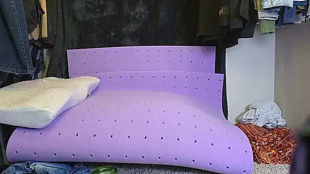 ChillzPnp online show from March 2026 03:44:01 AM