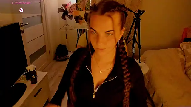 masha19981 online show from October 2025 06:39:01 PM