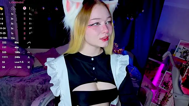 ElswythCovil online show from November 2025 03:21:02 AM