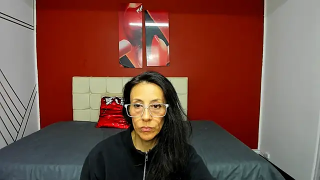 Abrillee1 online show from February 2025 11:02:02 PM