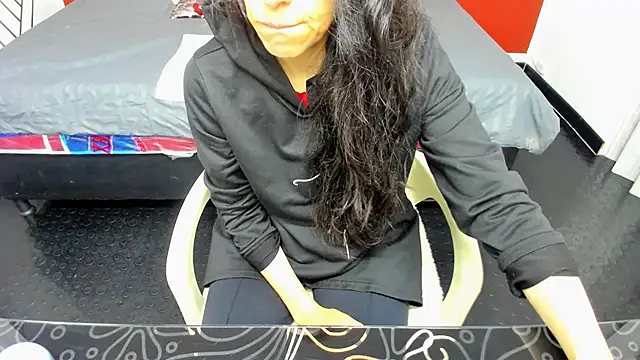 Abrillee1 online show from February 2025 07:42:01 PM