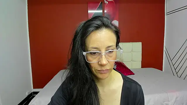 Snapshot of Abrillee1 chatting on March 2025 10:21:02 PM Abrillee1 online show from March 2025 10:21:02 PM