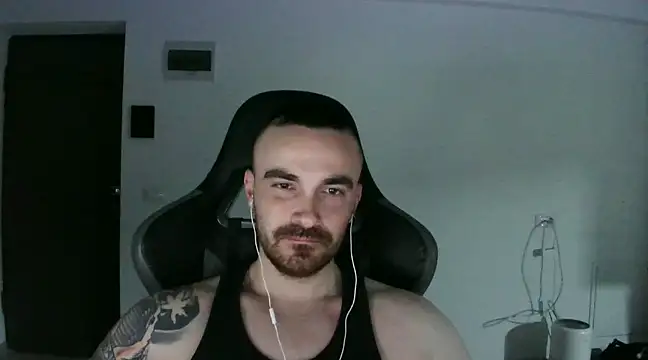 Snapshot of mu5clemania2 chatting on February 2025 05:16:01 PM mu5clemania2 online show from February 2025 05:16:01 PM