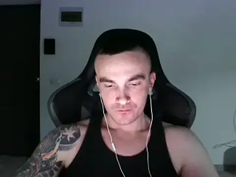 Snapshot of mu5clemania2 chatting on February 2025 05:54:01 PM mu5clemania2 online show from February 2025 05:54:01 PM