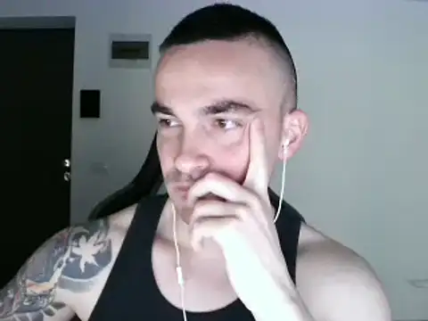 Snapshot of mu5clemania2 chatting on February 2025 07:58:02 AM mu5clemania2 online show from February 2025 07:58:02 AM