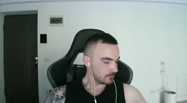 Snapshot of mu5clemania2 chatting on February 2025 10:51:02 AM mu5clemania2 online show from February 2025 10:51:02 AM