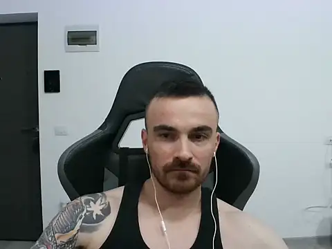 Snapshot of mu5clemania2 chatting on February 2025 09:05:02 PM mu5clemania2 online show from February 2025 09:05:02 PM