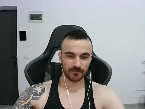 Snapshot of mu5clemania2 chatting on February 2025 08:14:02 PM mu5clemania2 online show from February 2025 08:14:02 PM