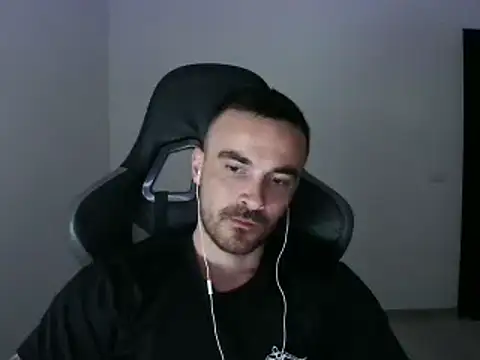 Snapshot of mu5clemania2 chatting on March 2025 05:50:02 PM mu5clemania2 online show from March 2025 05:50:02 PM