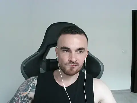 Snapshot of mu5clemania2 chatting on March 2025 02:45:01 PM mu5clemania2 online show from March 2025 02:45:01 PM