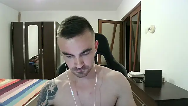 Snapshot of mu5clemania2 chatting on September 2025 05:15:02 PM mu5clemania2 online show from September 2025 05:15:02 PM