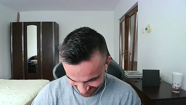 Snapshot of mu5clemania2 chatting on September 2025 09:14:02 AM mu5clemania2 online show from September 2025 09:14:02 AM