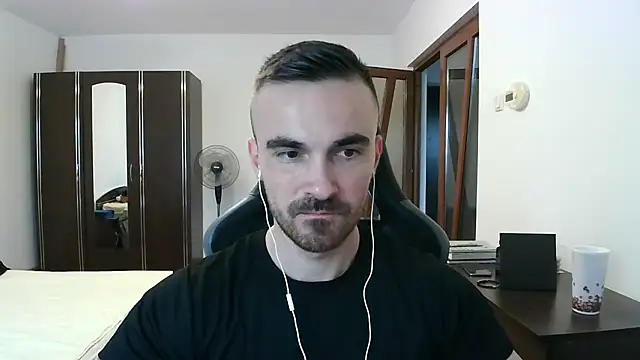 Snapshot of mu5clemania2 chatting on October 2025 02:38:01 PM mu5clemania2 online show from October 2025 02:38:01 PM