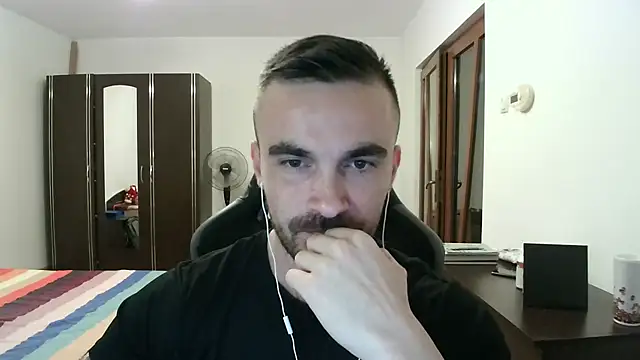 Snapshot of mu5clemania2 chatting on October 2025 04:07:02 PM mu5clemania2 online show from October 2025 04:07:02 PM