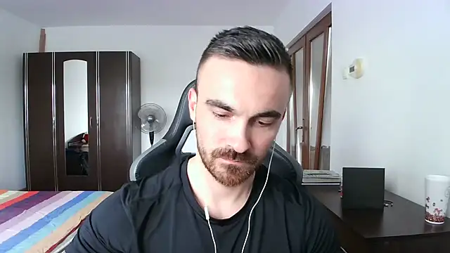 Snapshot of mu5clemania2 chatting on October 2025 12:39:02 PM mu5clemania2 online show from October 2025 12:39:02 PM