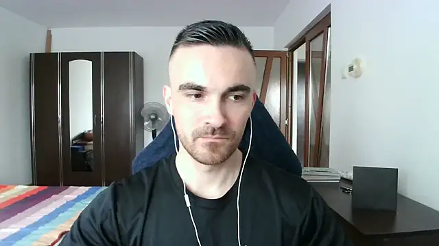 Snapshot of mu5clemania2 chatting on November 2025 10:04:02 AM mu5clemania2 online show from November 2025 10:04:02 AM