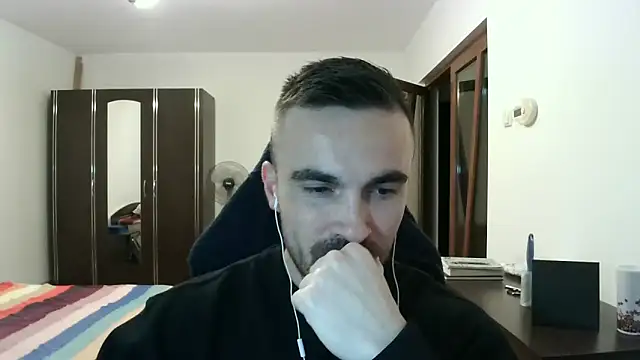 Snapshot of mu5clemania2 chatting on November 2025 04:28:01 PM mu5clemania2 online show from November 2025 04:28:01 PM