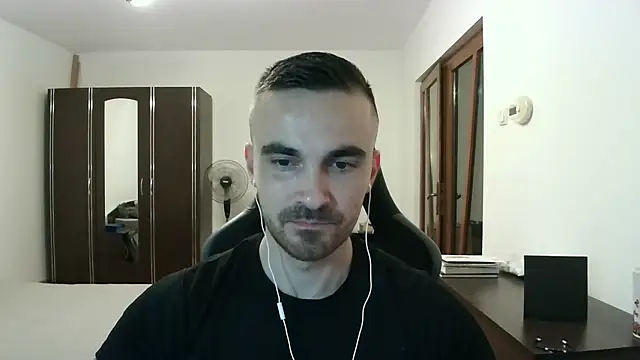 Snapshot of mu5clemania2 chatting on November 2025 04:42:02 PM mu5clemania2 online show from November 2025 04:42:02 PM