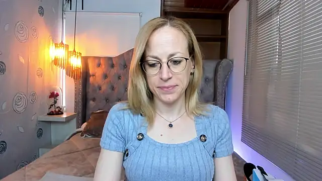 Snapshot of SammySanders chatting on January 2025 11:56:02 AM SammySanders online show from January 2025 11:56:02 AM