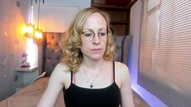 Snapshot of SammySanders chatting on January 2025 05:09:01 PM SammySanders online show from January 2025 05:09:01 PM