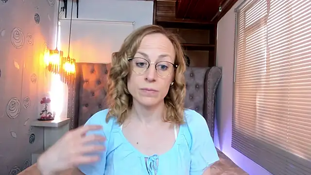 Snapshot of SammySanders chatting on January 2025 05:06:01 PM SammySanders online show from January 2025 05:06:01 PM