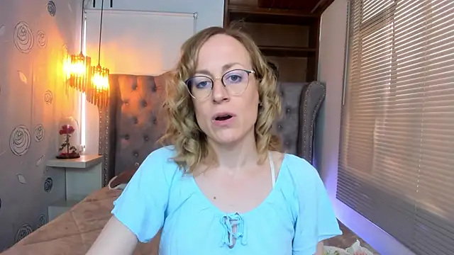 Snapshot of SammySanders chatting on January 2025 08:10:02 PM SammySanders online show from January 2025 08:10:02 PM