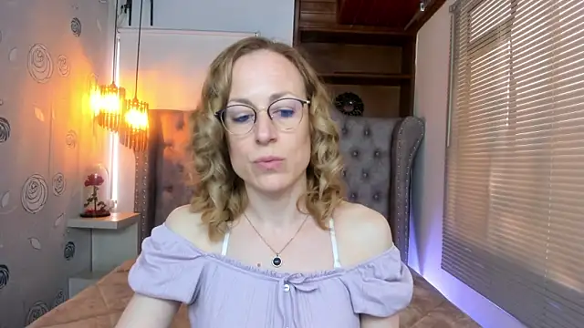 Snapshot of SammySanders chatting on January 2025 03:22:02 PM SammySanders online show from January 2025 03:22:02 PM