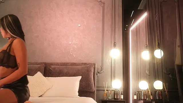 Ami Katana online show from November 2025 02:48:02 AM