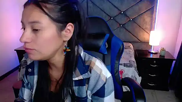 Snapshot of Julietacollins06 chatting on December 2025 03:54:01 PM Julietacollins06 online show from December 2025 03:54:01 PM