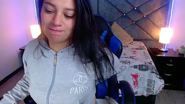 Snapshot of Julietacollins06 chatting on December 2025 01:31:02 PM Julietacollins06 online show from December 2025 01:31:02 PM