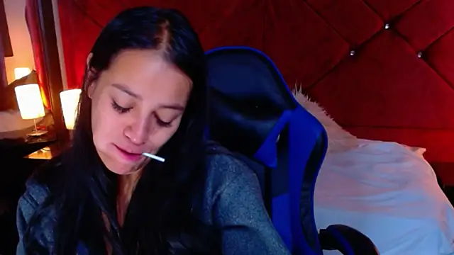 Snapshot of Julietacollins06 chatting on February 2026 01:19:02 PM Julietacollins06 online show from February 2026 01:19:02 PM