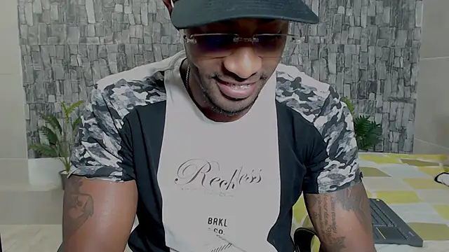 Snapshot of Joseephjackson chatting on February 2025 06:19:02 PM Joseephjackson online show from February 2025 06:19:02 PM