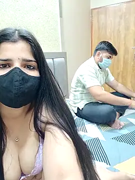 Snapshot of aaliya_bhattt chatting on February 2025 02:27:02 PM aaliya bhattt online show from February 2025 02:27:02 PM