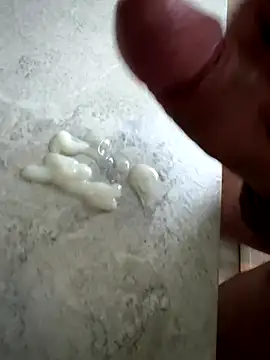 Snapshot of YoungCouple0604 chatting on December 2025 09:36:02 AM YoungCouple0604 online show from December 2025 09:36:02 AM