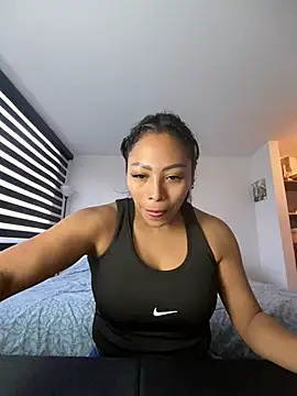 Snapshot of CindyWilliams_ chatting on February 2025 10:36:02 PM CindyWilliams online show from February 2025 10:36:02 PM