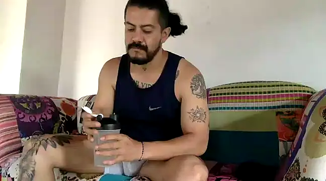 AndresSmith   online show from March 2025 04:49:01 PM