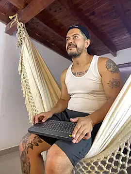 AndresSmith   online show from June 2026 09:32:02 PM