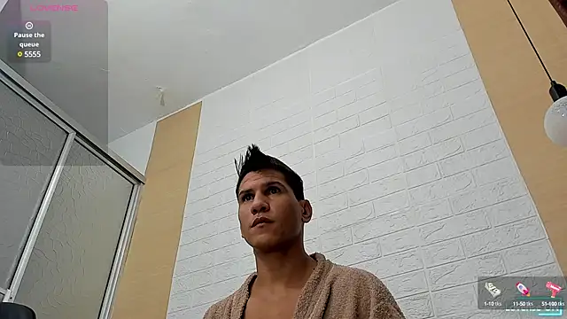 nakedfoam1 online show from February 2025 01:46:02 AM