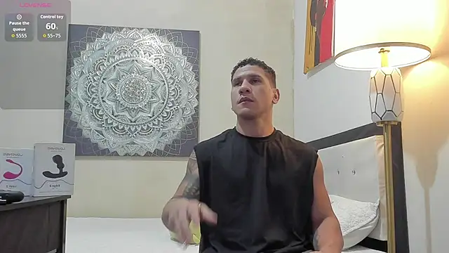 nakedfoam1 online show from November 2025 04:56:01 AM