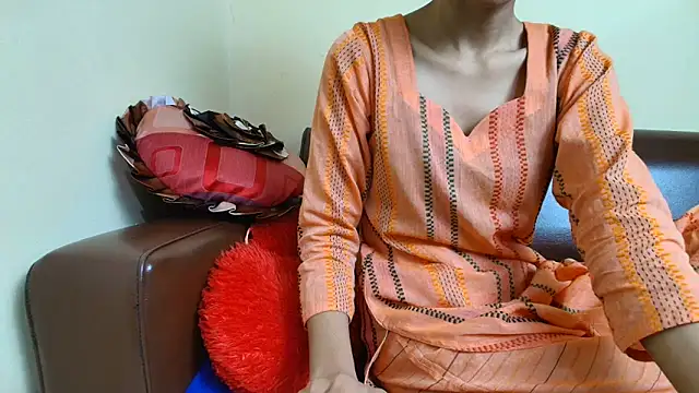 Srabontii online show from December 2025 11:46:01 PM