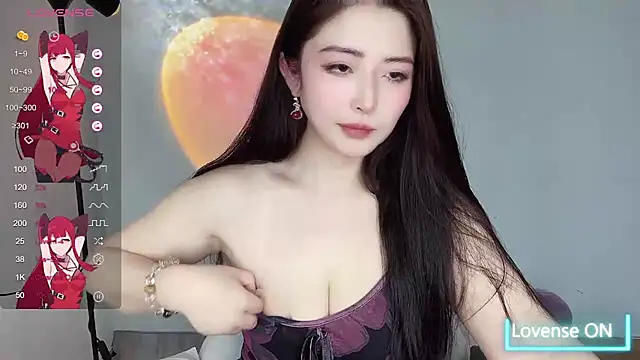 Snapshot of Alice-821 chatting on January 2025 02:22:01 PM Alice-821 online show from January 2025 02:22:01 PM