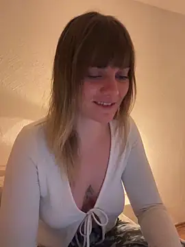 Snapshot of Milla__one chatting on January 2025 08:36:02 PM Milla  one online show from January 2025 08:36:02 PM