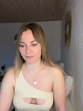 Snapshot of Milla__one chatting on January 2025 07:25:01 AM Milla  one online show from January 2025 07:25:01 AM