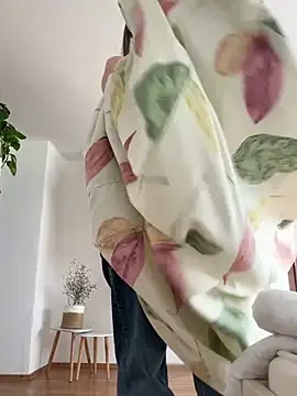 Snapshot of Milla__one chatting on March 2025 11:17:01 AM Milla  one online show from March 2025 11:17:01 AM