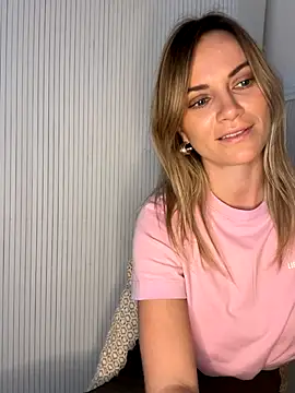 Snapshot of Milla__one chatting on November 2025 10:29:01 AM Milla one online show from November 2025 10:29:01 AM