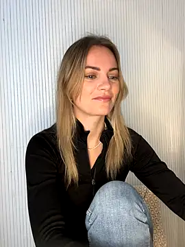 Snapshot of Milla__one chatting on December 2025 09:51:01 AM Milla one online show from December 2025 09:51:01 AM