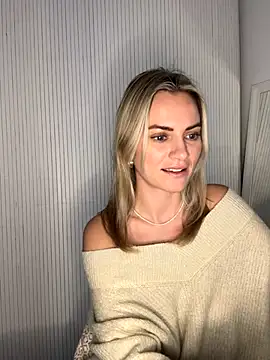 Snapshot of Milla__one chatting on December 2025 02:00:02 PM Milla one online show from December 2025 02:00:02 PM