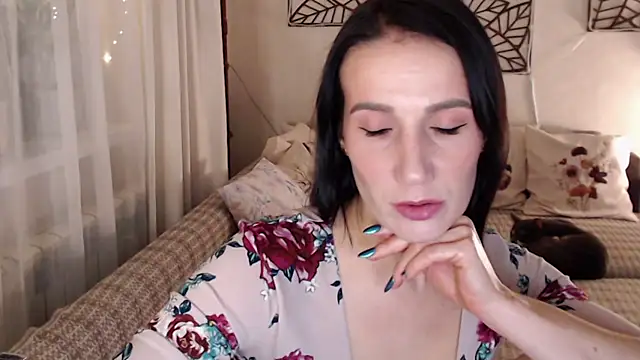 Snapshot of pepper_milf chatting on December 2024 04:23:01 PM pepper milf online show from December 2024 04:23:01 PM