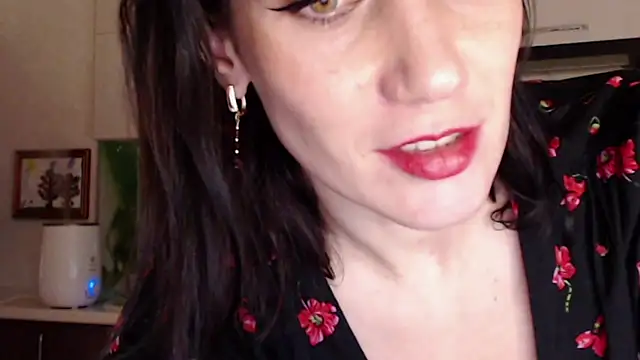 Snapshot of pepper_milf chatting on January 2025 08:47:02 PM pepper milf online show from January 2025 08:47:02 PM