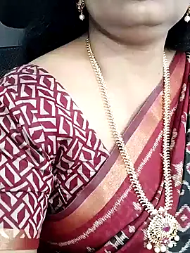 Snapshot of Deepthi_Mysore chatting on January 2025 12:50:02 PM Deepthi Mysore online show from January 2025 12:50:02 PM